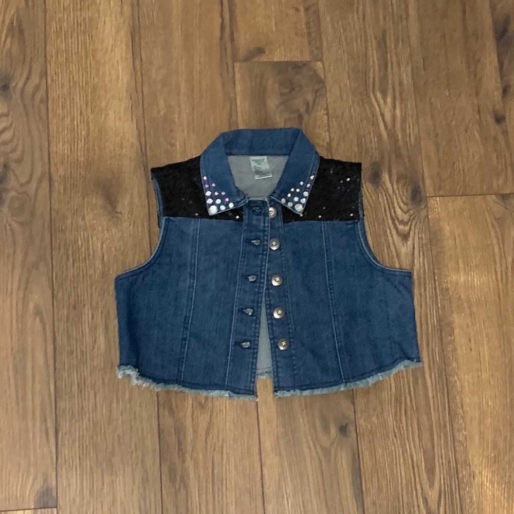 Dance vest